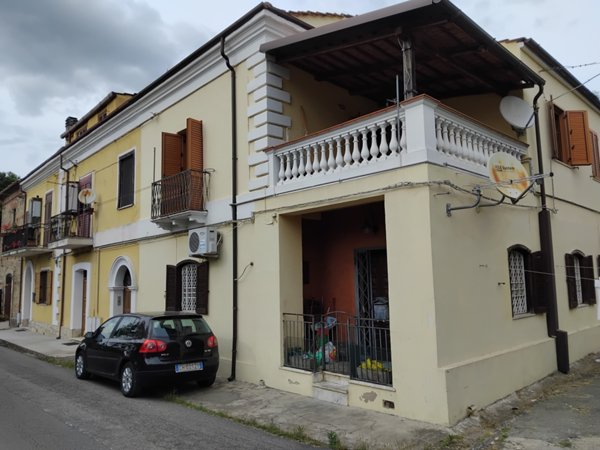appartamento in vendita a Cosenza in zona Sant'Ippolito