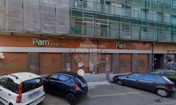 locale commerciale in vendita a Cosenza in zona Cosenza Vecchia