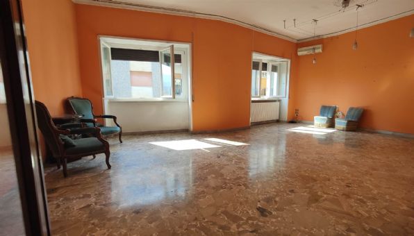 appartamento in vendita a Cosenza in zona Cosenza Vecchia