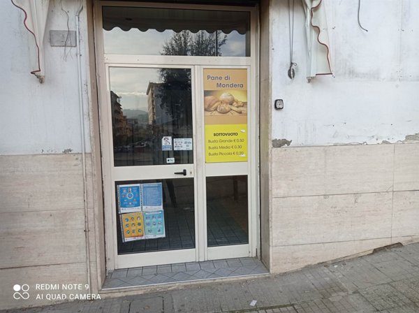 negozio in vendita a Cosenza