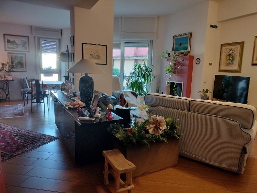 appartamento in vendita a Cosenza in zona Cosenza Vecchia