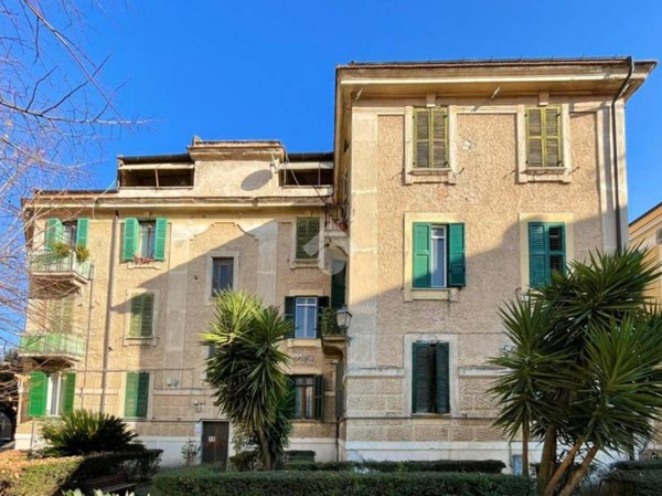 appartamento in vendita a Cosenza in zona Cosenza Vecchia