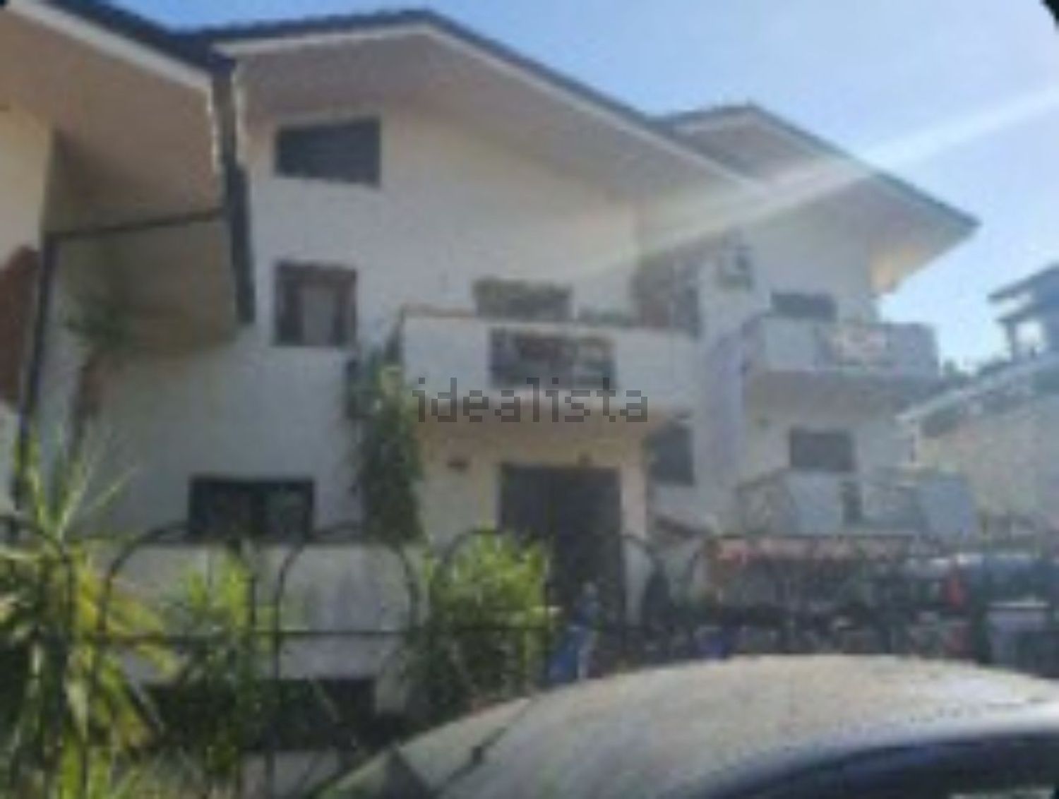 casa indipendente in vendita a Cosenza