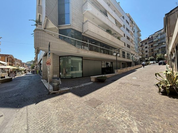 appartamento in vendita a Cosenza in zona Cosenza Vecchia