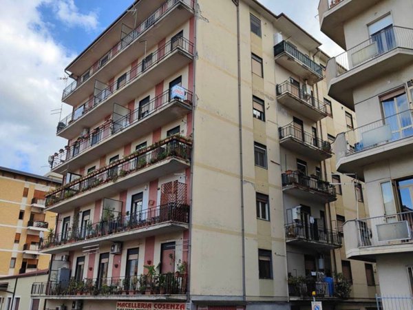 appartamento in vendita a Cosenza in zona Stadio