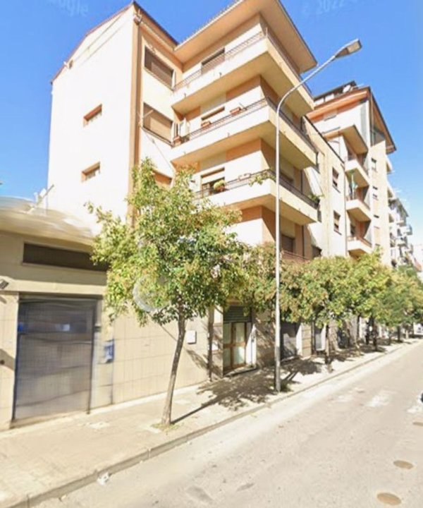 appartamento in vendita a Cosenza in zona Panebianco