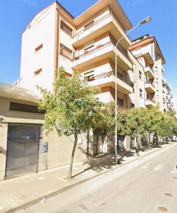 appartamento in vendita a Cosenza in zona Panebianco