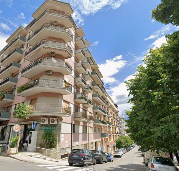 appartamento in vendita a Cosenza in zona Cosenza Vecchia