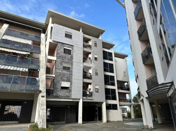 appartamento in vendita a Cosenza in zona Panebianco