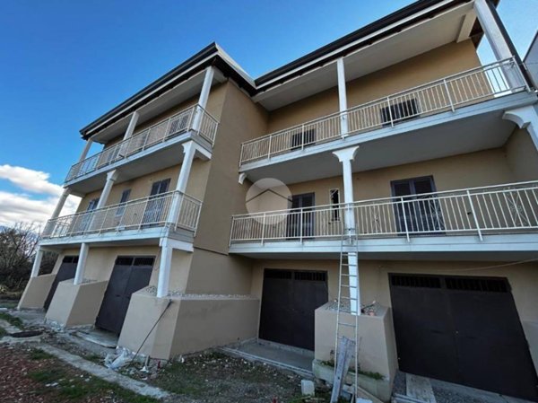 appartamento in vendita a Cosenza in zona Donnici