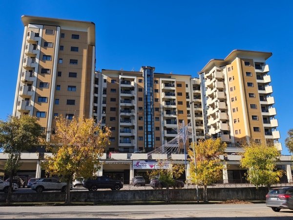 appartamento in vendita a Cosenza in zona Panebianco