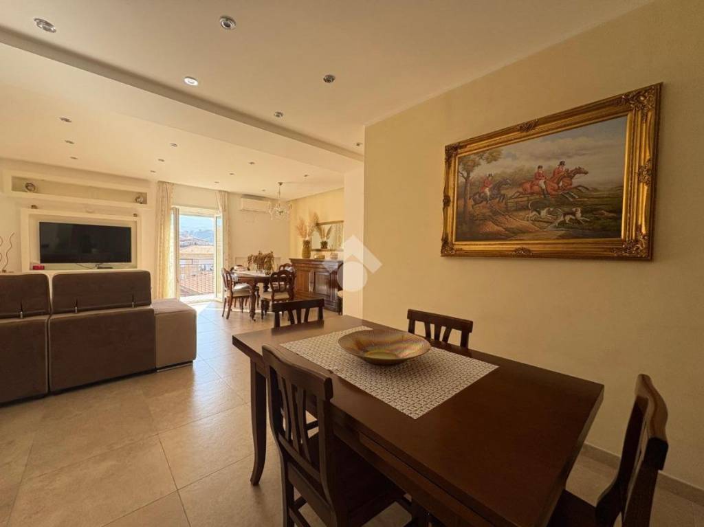 appartamento in vendita a Cosenza in zona Panebianco