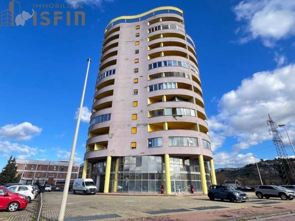 appartamento in vendita a Cosenza in zona Gergeri