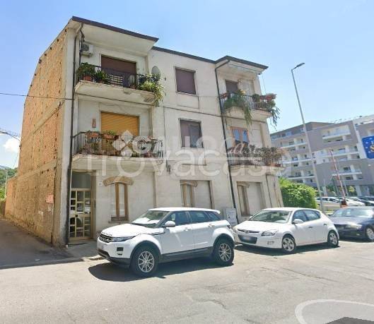 appartamento in vendita a Cosenza in zona Via Popilia
