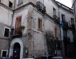 appartamento in vendita a Cosenza in zona Cosenza Vecchia