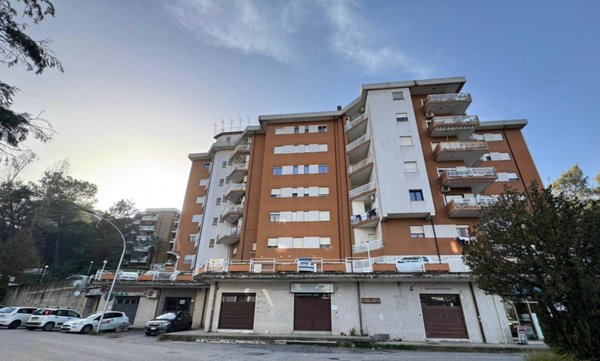 appartamento in vendita a Cosenza in zona Città 2000