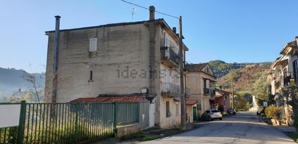 appartamento in vendita a Cosenza in zona Cosenza Vecchia