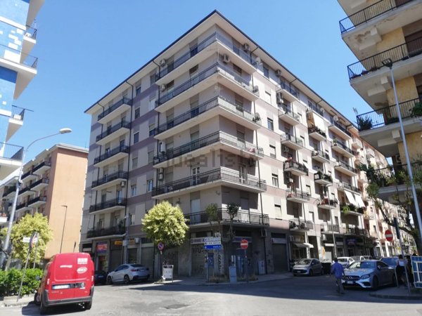 appartamento in vendita a Cosenza in zona Cosenza Vecchia