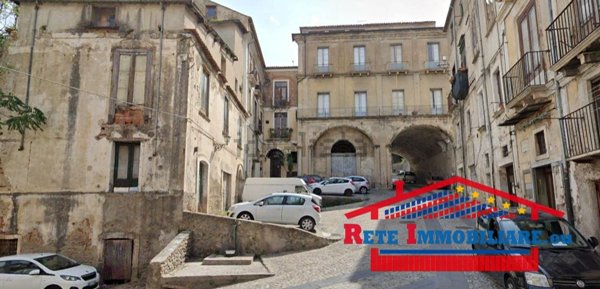 appartamento in vendita a Cosenza in zona Cosenza Vecchia