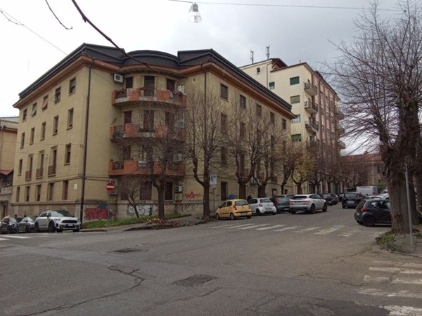 appartamento in vendita a Cosenza in zona Cosenza Vecchia