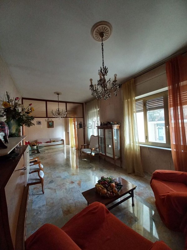 appartamento in vendita a Cosenza in zona Cosenza Vecchia