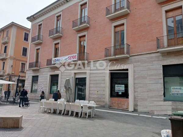 intera palazzina in vendita a Cosenza
