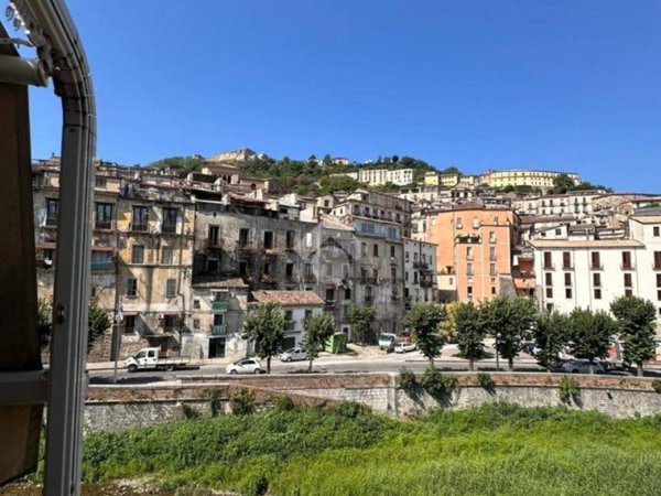 appartamento in vendita a Cosenza in zona Cosenza Vecchia