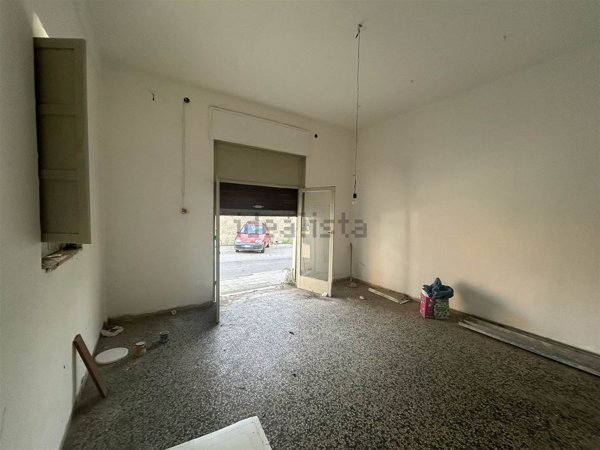 ufficio in vendita a Cosenza in zona Via Popilia
