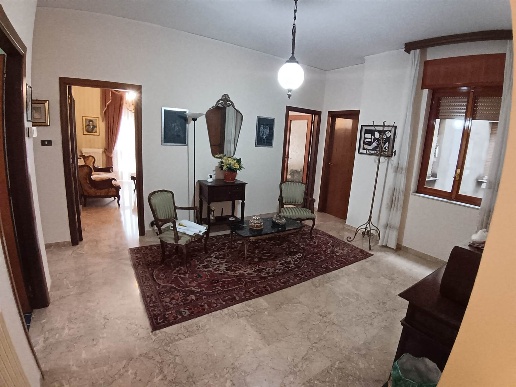 appartamento in vendita a Cosenza in zona Cosenza Vecchia