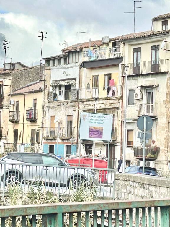 appartamento in vendita a Cosenza in zona Cosenza Vecchia