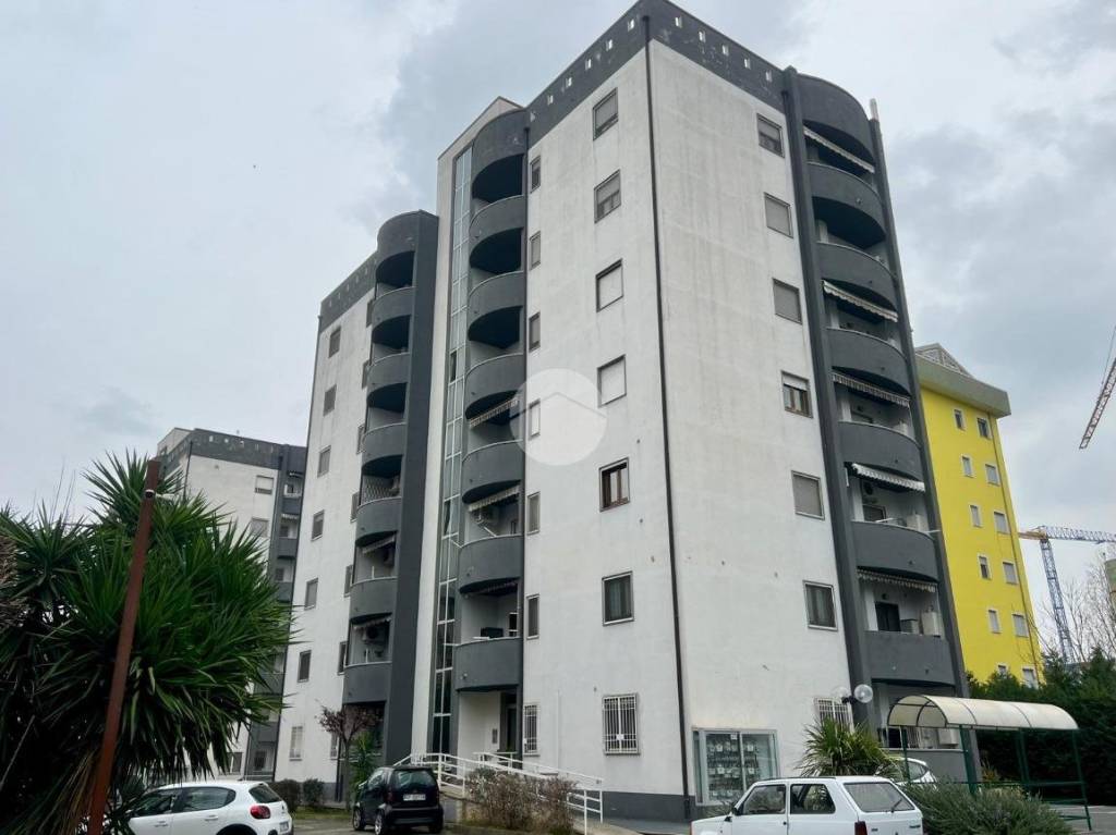 appartamento in vendita a Cosenza in zona Via Popilia