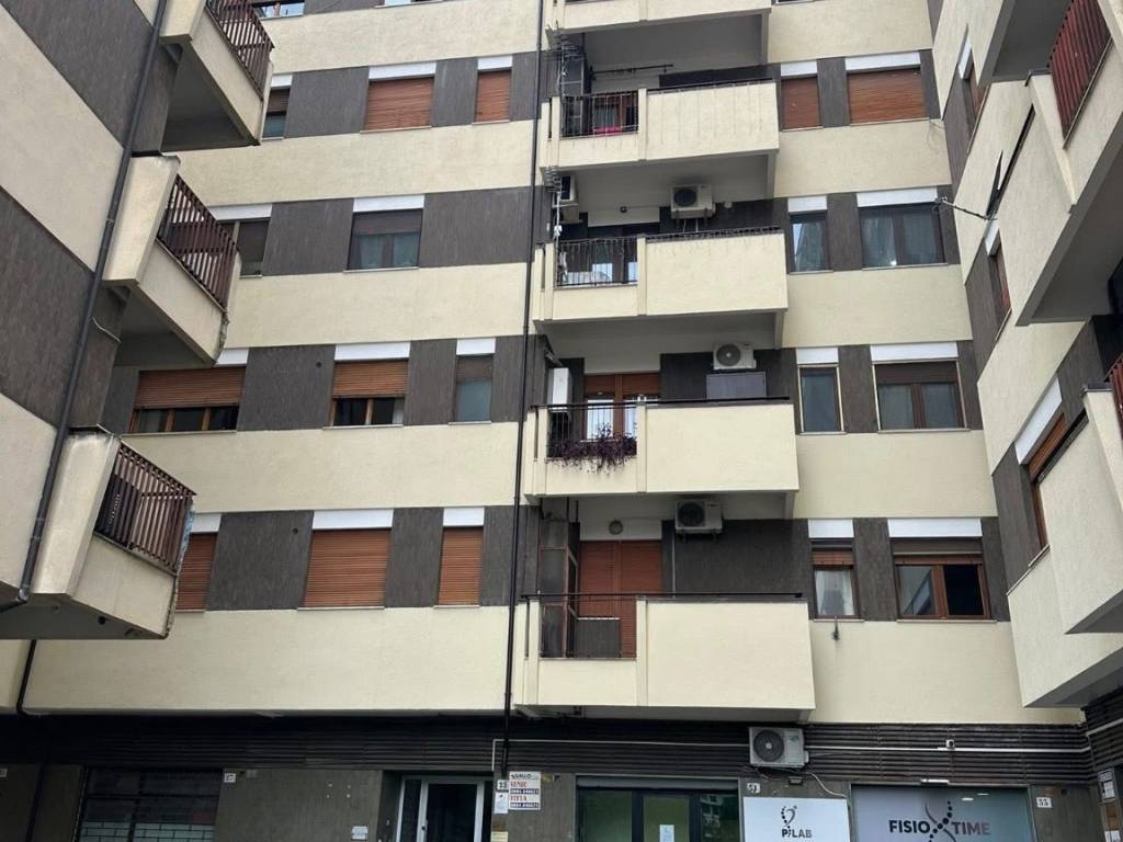 appartamento in vendita a Cosenza in zona Panebianco
