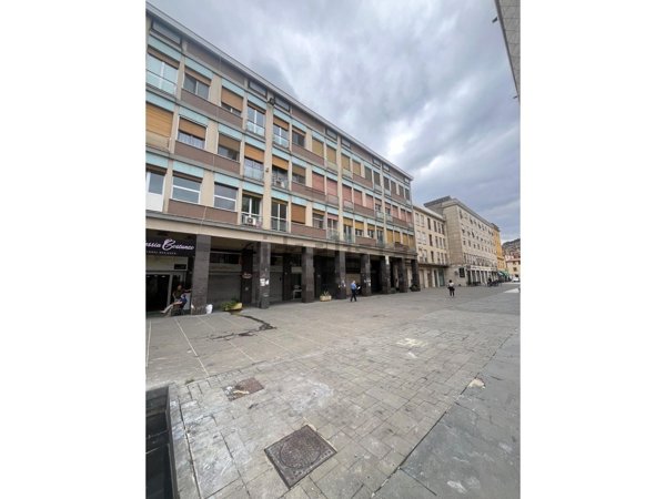 appartamento in vendita a Cosenza in zona Cosenza Vecchia