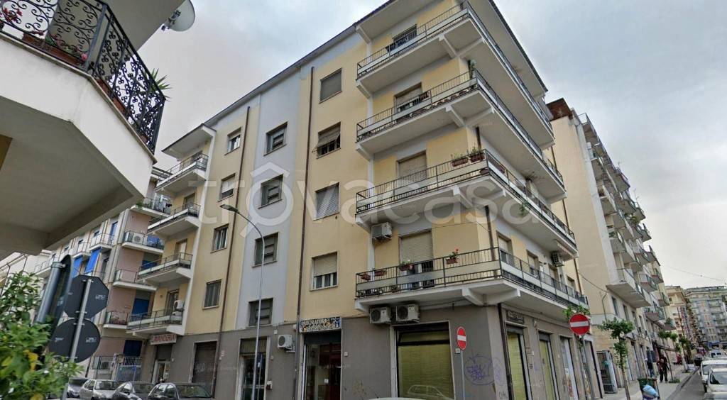 appartamento in vendita a Cosenza in zona Cosenza Vecchia