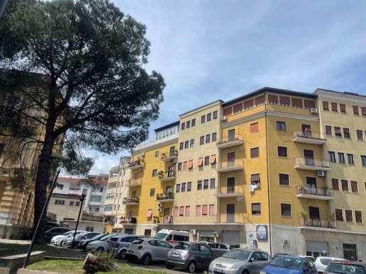 appartamento in vendita a Cosenza in zona Cosenza Vecchia