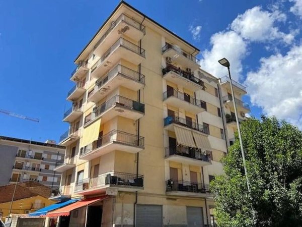 appartamento in vendita a Cosenza in zona Città 2000
