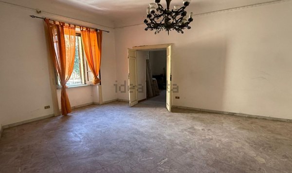 appartamento in vendita a Cosenza in zona Cosenza Vecchia