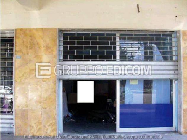 negozio in vendita a Cosenza in zona Via Popilia