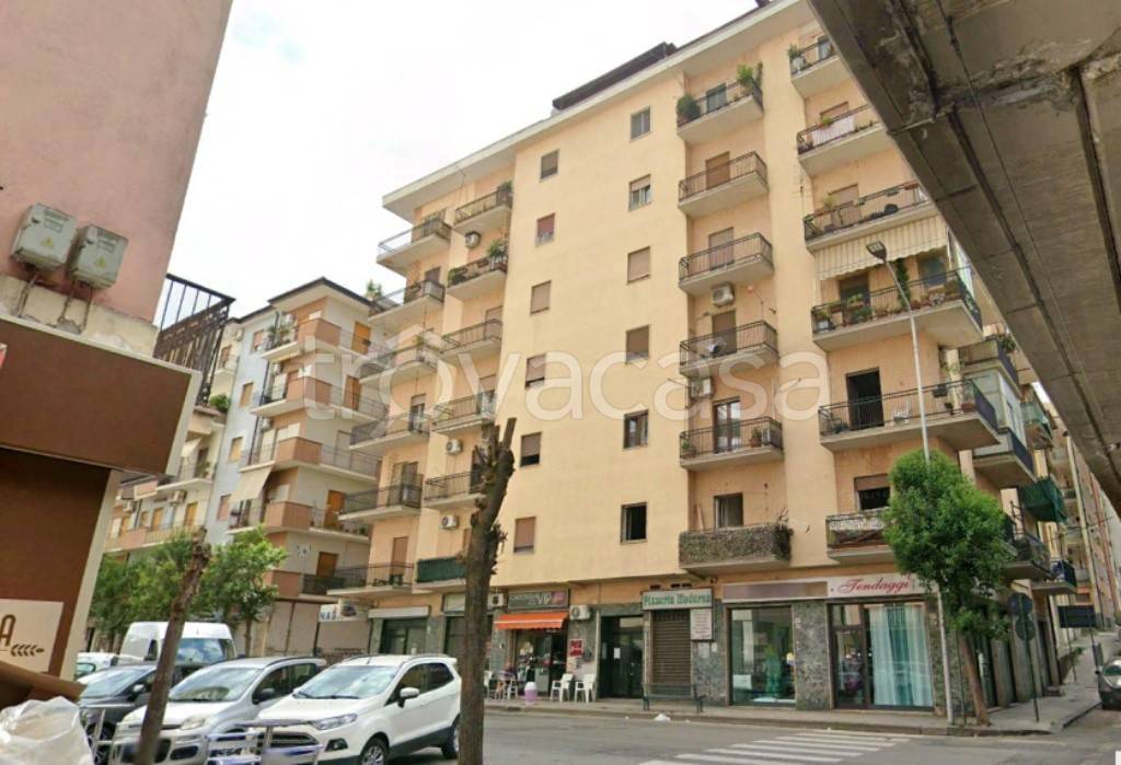 appartamento in vendita a Cosenza in zona Panebianco