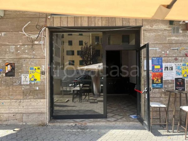 negozio in vendita a Cosenza in zona Cosenza Vecchia