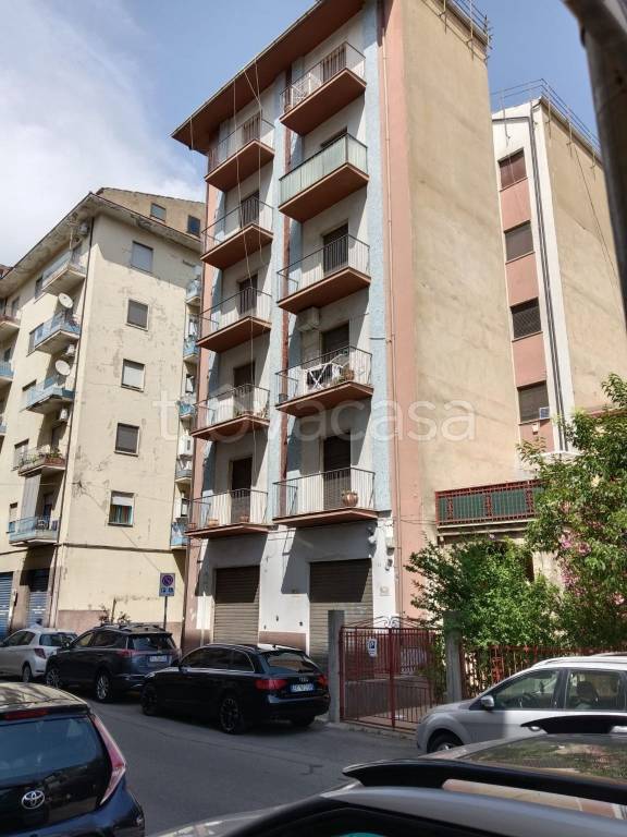 appartamento in vendita a Cosenza in zona Panebianco