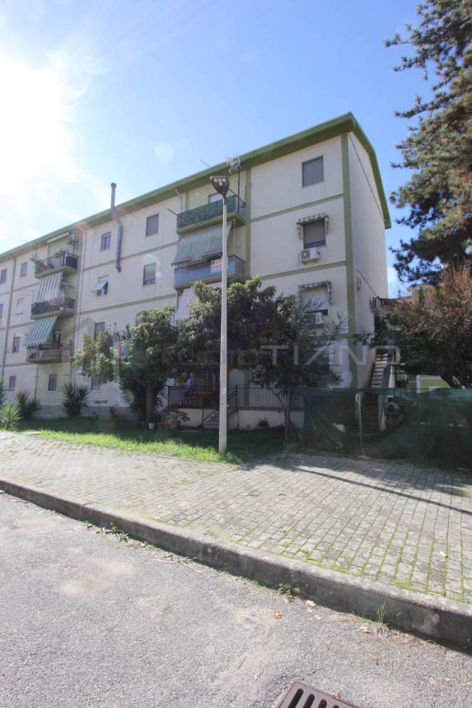 appartamento in vendita a Cosenza in zona Cosenza Vecchia