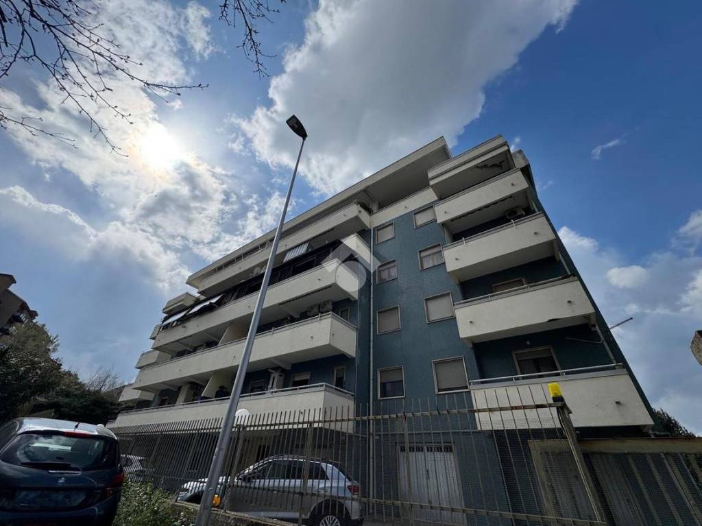 appartamento in vendita a Cosenza in zona Città 2000