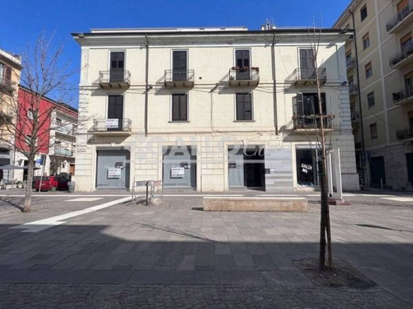 appartamento in vendita a Cosenza in zona Cosenza Vecchia