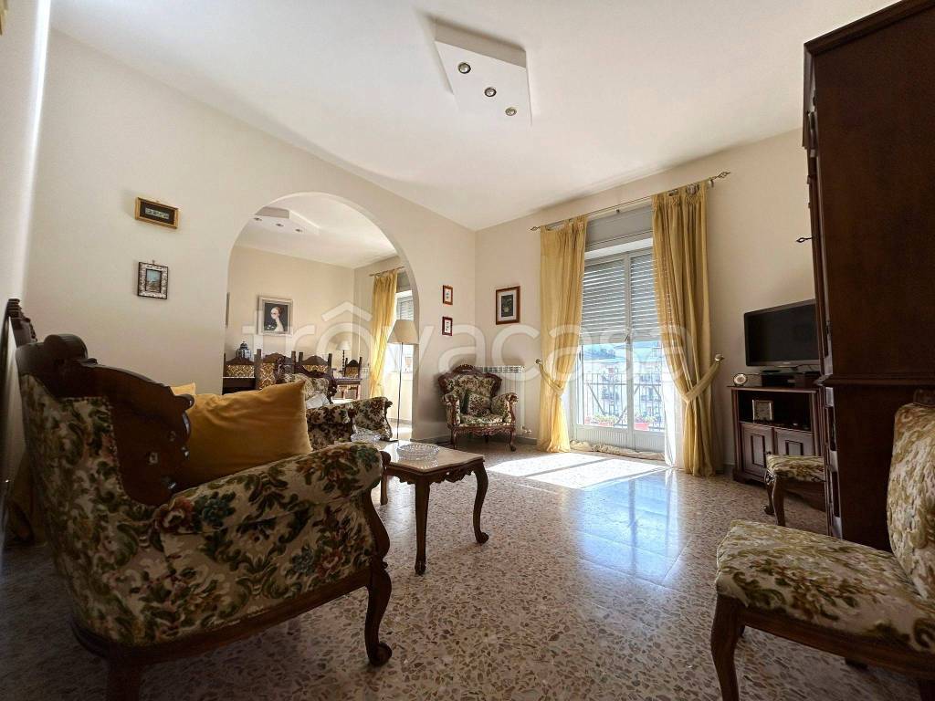 appartamento in vendita a Cosenza in zona Cosenza Vecchia