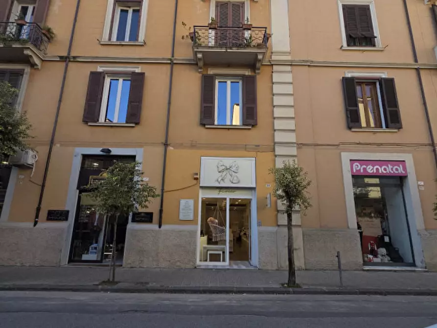 negozio in vendita a Cosenza in zona Cosenza Vecchia