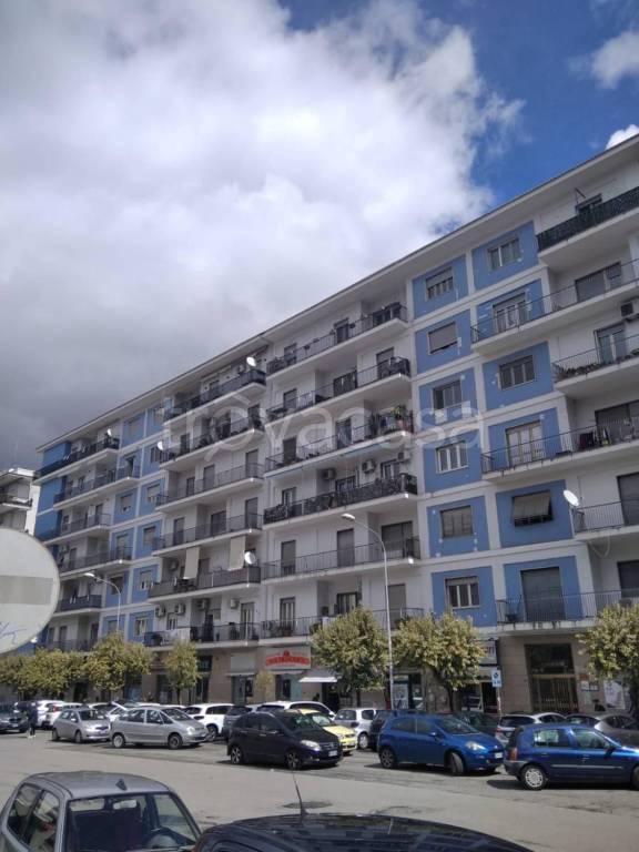 appartamento in vendita a Cosenza in zona Via Popilia