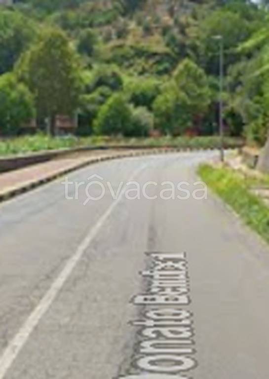 terreno edificabile in vendita a Cosenza in zona Donnici