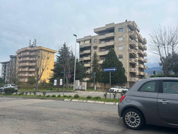 appartamento in vendita a Cosenza in zona Panebianco