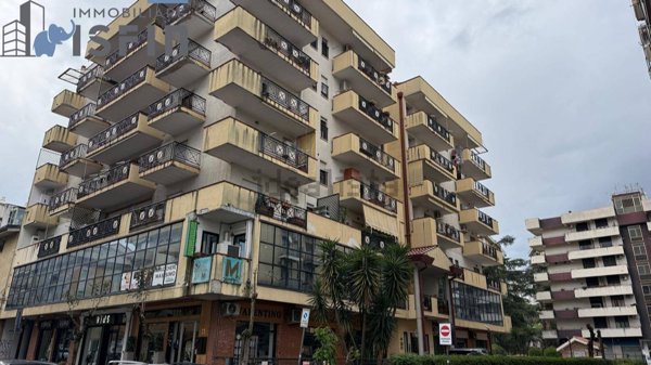 appartamento in vendita a Cosenza in zona Panebianco